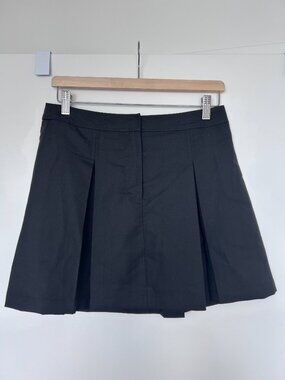 Modern Citizen Annett Tailored Pleated Mini Skirt in Black